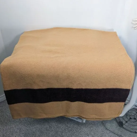 Hudson's bay 4 point blanket brown and tan, double bed, The Hudson Bay company - Picture 5 of 6